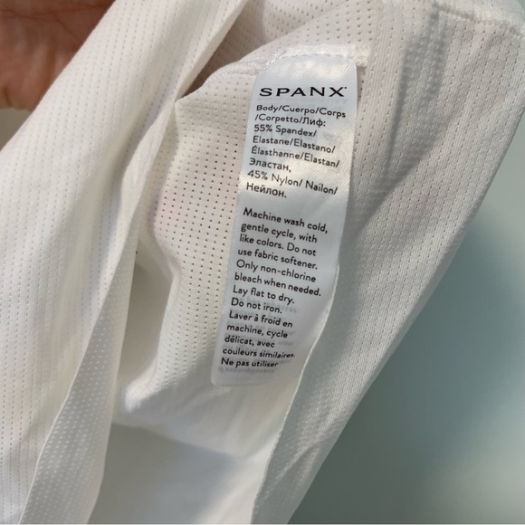 SPANX performance mesh athletic white tank top - Picture 4 of 5